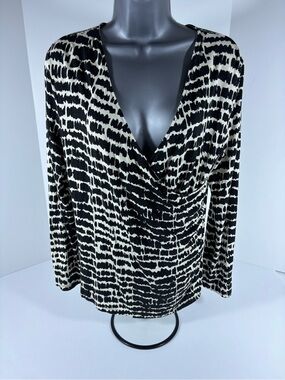 Three Dots Long Sleeve Faux Wrap Top – Large